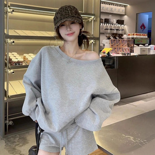 Áo sweater  trễ vai tay dài xám tiêu form rộng  hàn quốc mùa thu Eleclassm  local brand
