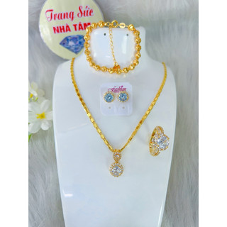 Các mẫu com bo 4 món bộ trang sức hàng titan dành cho nữ Trang sức nhà Tám