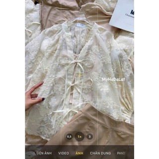 Set bộ thời trang nữ Áo Xô Thêu Hoa tay dài bồng 3 tầng nơ phối quần short trơn phong cách tiểu thư