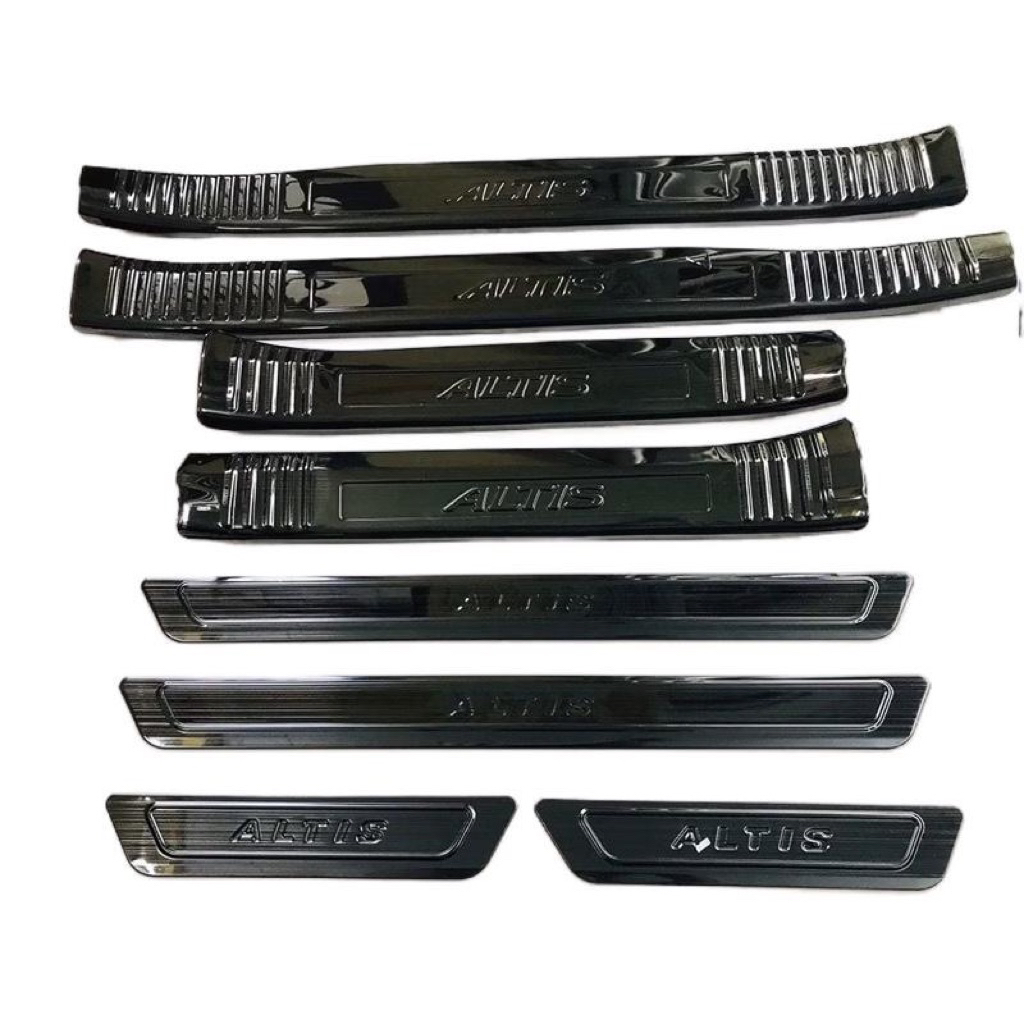 Ốp bậc cửa, nẹp bước chân xe Toyota Altis 2014-2025 vân Titan cao cấp