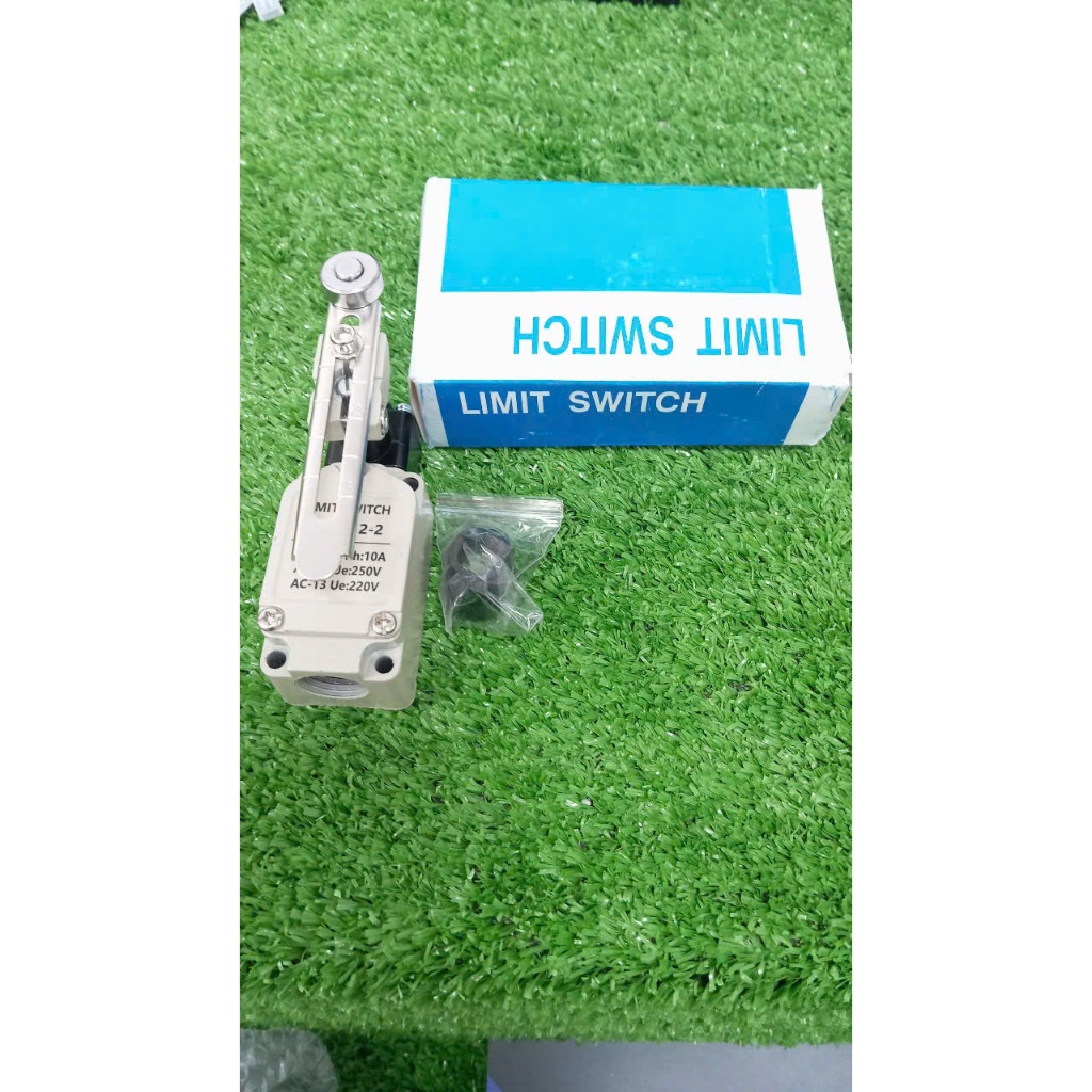 Công tắc hành trình Limit Switch WLCA12-2 cần dài giới hạn bánh xe, thân kim loại chịu lực tốt