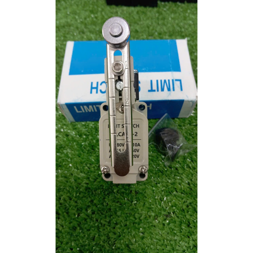 Công tắc hành trình Limit Switch WLCA12-2 cần dài giới hạn bánh xe, thân kim loại chịu lực tốt