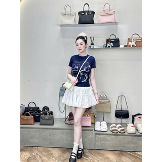 Áo phông cotton hình 3 con mèo chân ren bèo