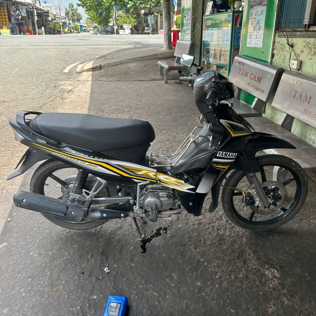 Da yên Yamaha Sirius 110 xăng cơ kiểu zin (sử dụng kim bọc yên)