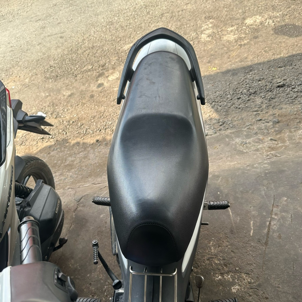 Da yên Honda WA100, WA110 kiểu zin (sử dụng kim bọc yên)
