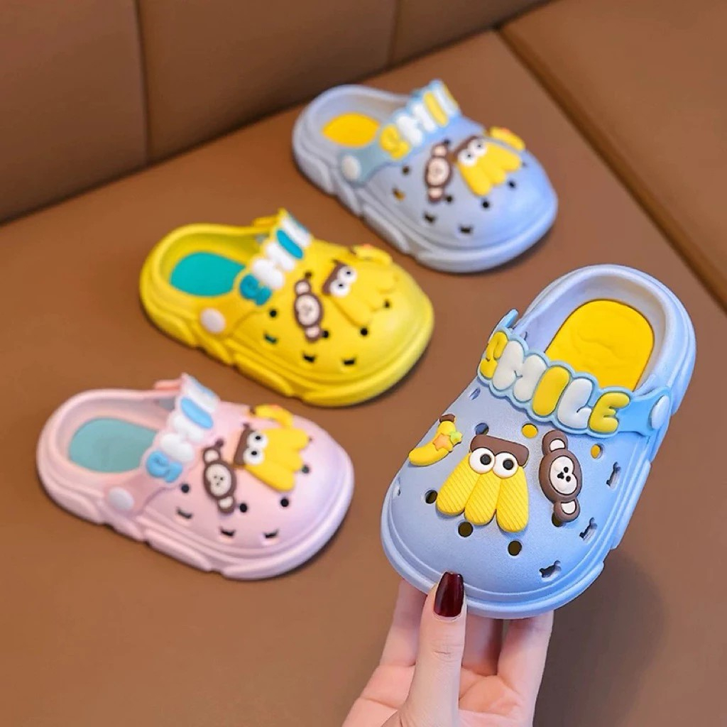 Dép sục thời trang bảo vệ mũi chân hoạt hình chuối bé khỉ dễ thương mềm êm chân cho bé gái bé trai