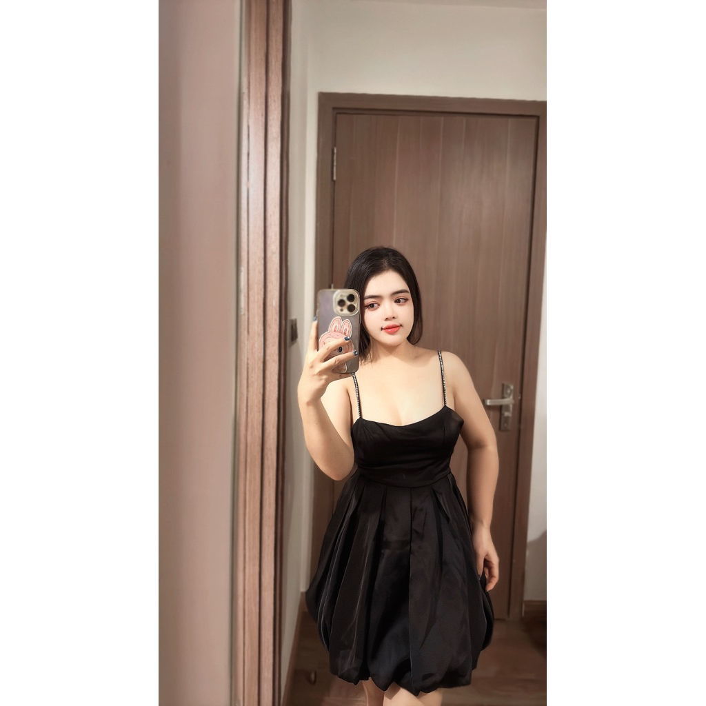 Đầm hai dây đính đá bí phồng hoa xinh