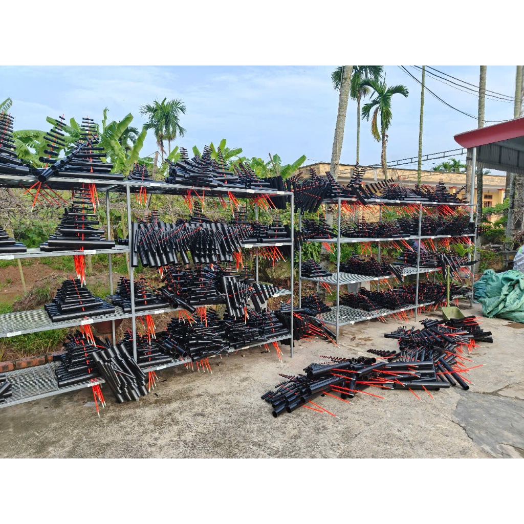 ống sáo nhựa khoan sẵn siêu nhẹ chống đâm bổ d17 đến d60
