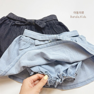 Chân váy jean bé gái Batala kids, VÁY JEAN CẠP NƠ cho bé gái mềm mại thoải mái cho bé từ 10-25kg