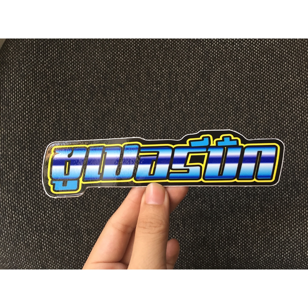 Logo chữ thái 7 màu. Sticker Thái, hình dán chống nước. Tem trang trí xe máy, vali, nón bảo hiểm, điện thoại, laptop…