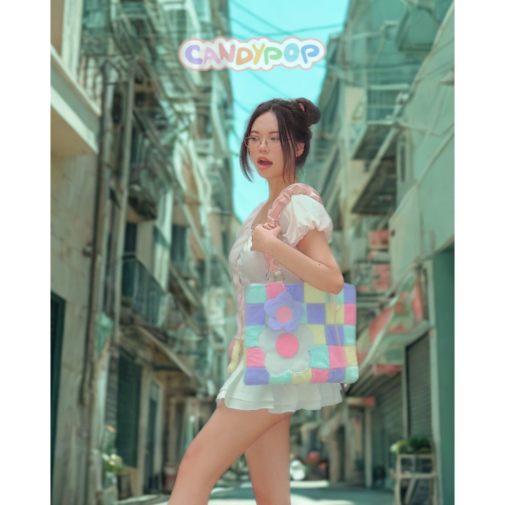 Puffie bag BLOOM - Túi tote vải lông phối da hoạ tiết nhiều màu pastel.