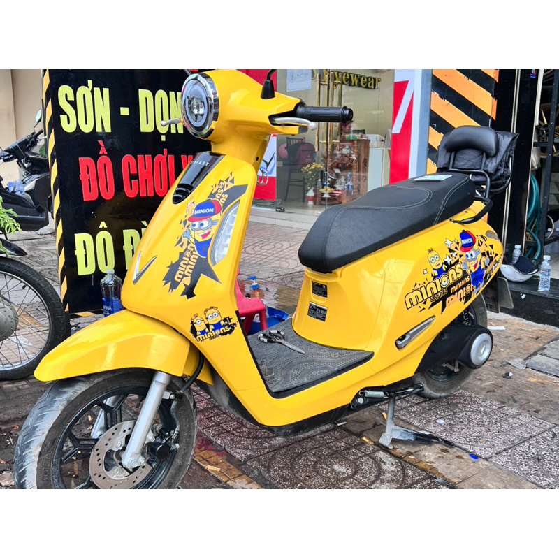 Tem xe điện evo 200 minions