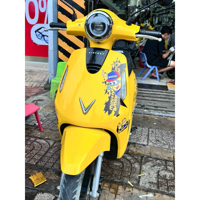 Tem xe điện evo 200 minions