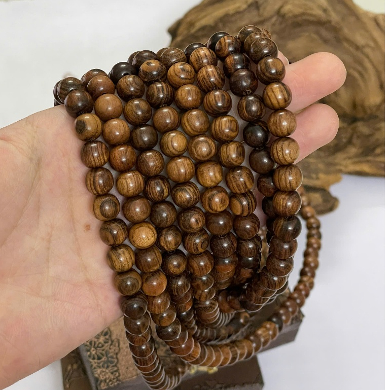 Vòng Tay Gỗ Vân Hổ 108 Hạt Tự Nhiên – Chuỗi Tràng Phong Thủy Cao Cấp – Thơm Dịu Cho Nam Và Nữ|Chuẩn kaka