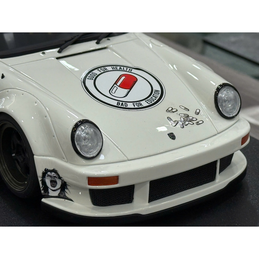 RWB Akira Glacier White 2024 GT Spirit 1/18 - Miniature Neuve GT508