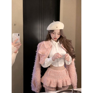 Set áo khoác dáng croptop cổ bẻ vải thô tua rua kết hợp váy quần cạp cao phong cách ngọt ngào