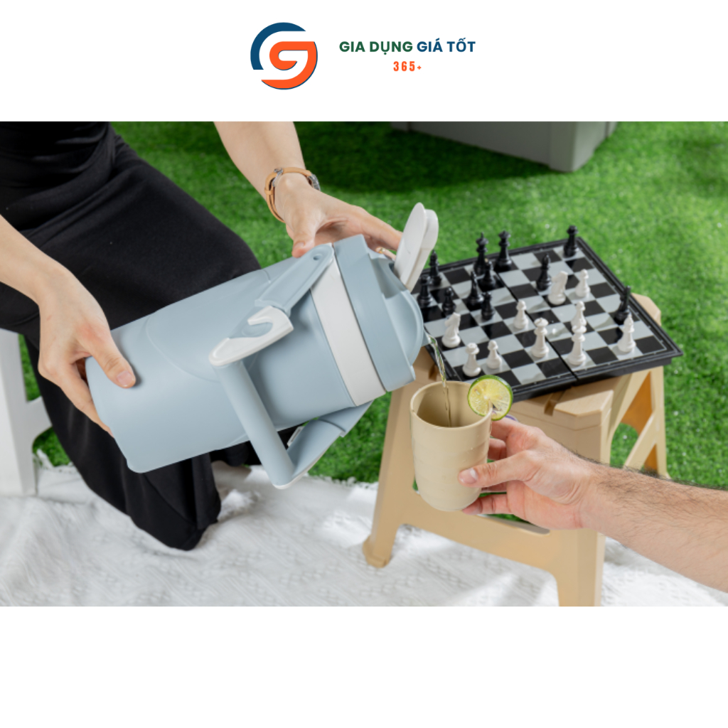 Bình nước nhựa giữ nhiệt Song Long 2 lít có quai xách, tiện mang theo đi học, đi làm
