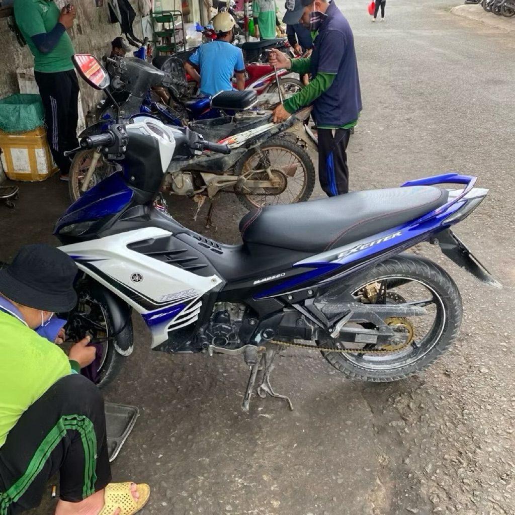 Da yên Yamaha Exciter 135 2011-2014 kiểu zin (sử dụng kim bọc yên)