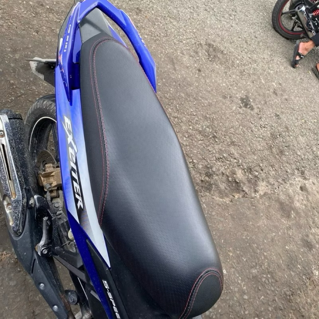 Da yên Yamaha Exciter 135 2011-2014 kiểu zin (sử dụng kim bọc yên)
