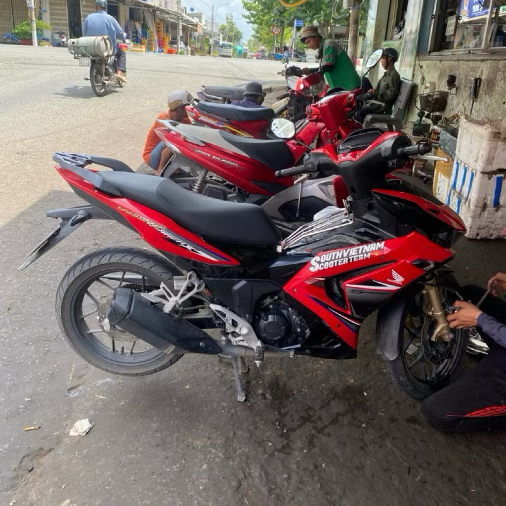 Da yên Honda Winner 150 V1/V2/V3 kiểu zin (sử dụng kim bọc yên)