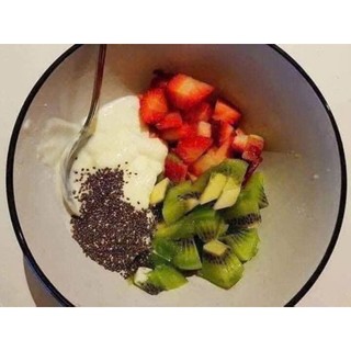 100gr Hạt chia đen giàu dinh dưỡng,tốt cho sức khỏe.