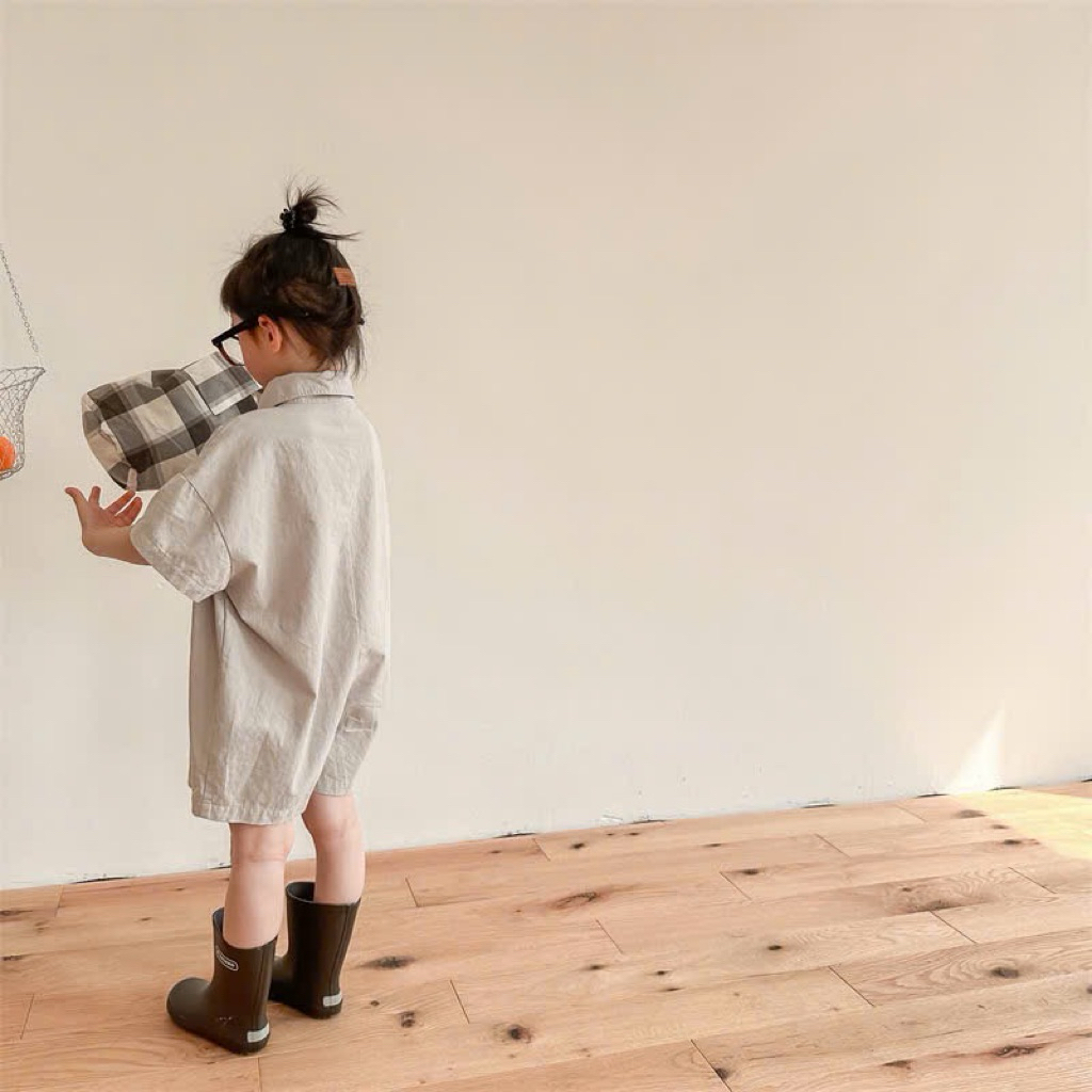 (Sẵn 90) Yếm suit đùi cổ đức hoạ tiết vũ trụ vải kaki mềm dành cho bé trai - bé gái