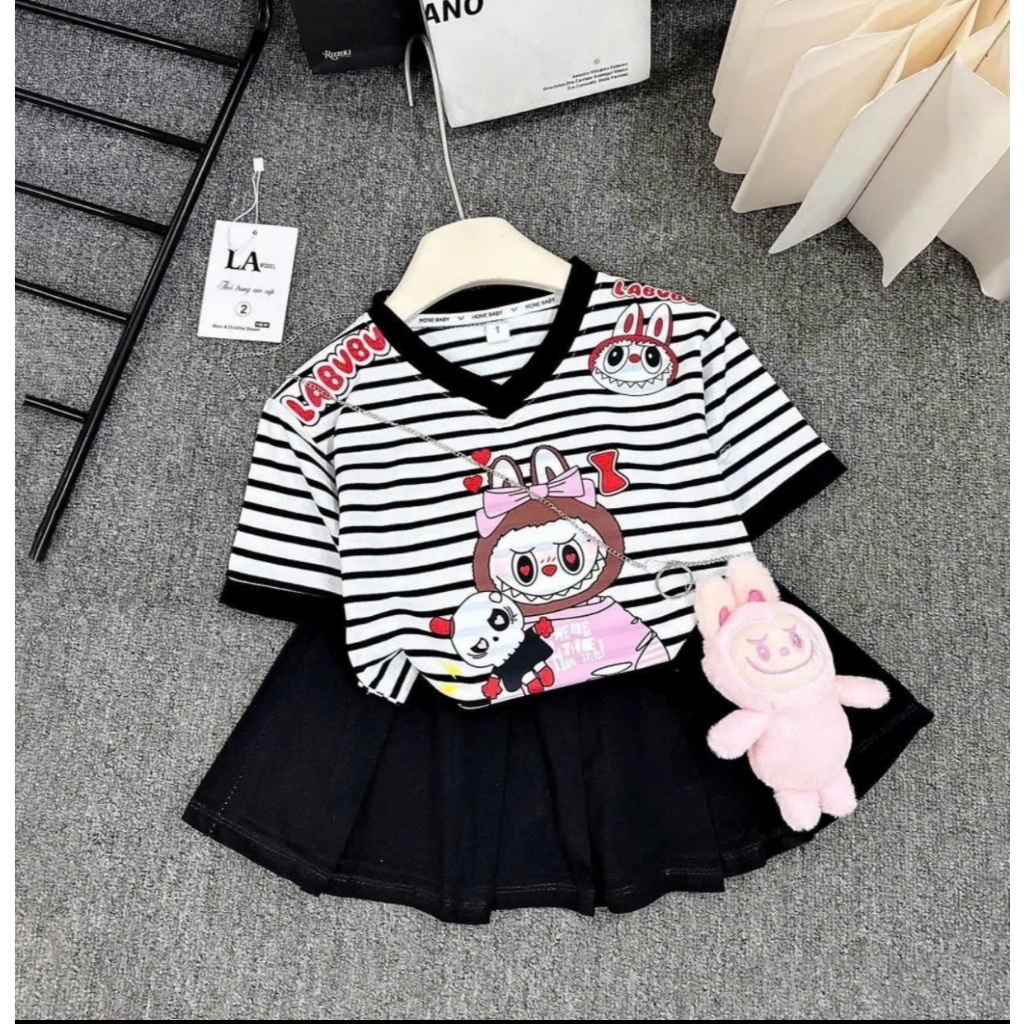 SÉT VÁY XẾP LY IN HÌNH LABUBU HỌA TIẾT KẺ CHO BÉ GÁI TỪ 9-35KG CHẤT LIỆU TIXI MỀM MỊN THOÁNG MÁT ( CÓ LOT TRONG )