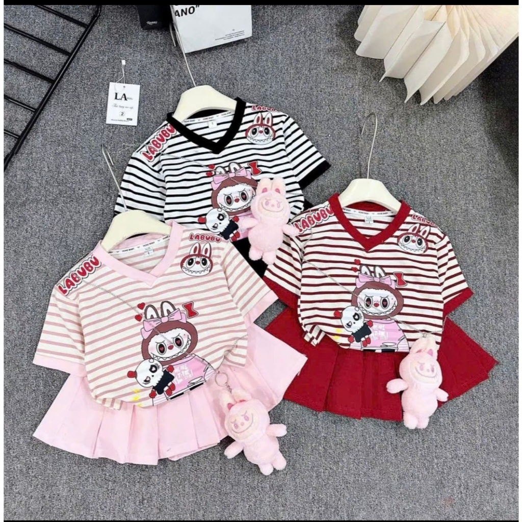 SÉT VÁY XẾP LY IN HÌNH LABUBU HỌA TIẾT KẺ CHO BÉ GÁI TỪ 9-35KG CHẤT LIỆU TIXI MỀM MỊN THOÁNG MÁT ( CÓ LOT TRONG )