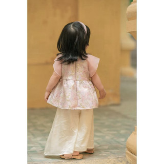 Set áo dài cách tân cho bé gái Little Bee