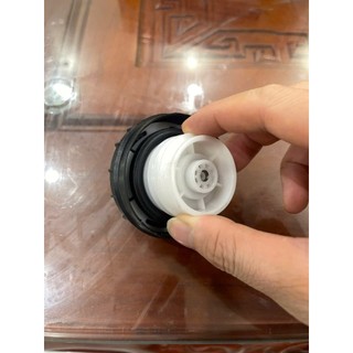 Nắp bình xăng trong Matiz, Spark, Nubira, Lanos, Gentra, Lacetti 04-09, Morning, Getz, I10, Pride, Spectra.. (giá 1 cái)