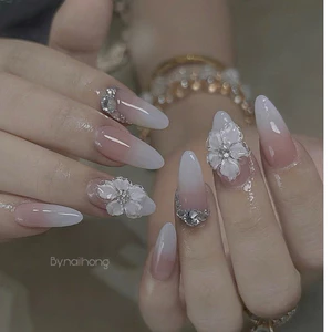 NAIL BOX MÙA HÈ THẠCH OMBRE HOA NỔI TÔN DA