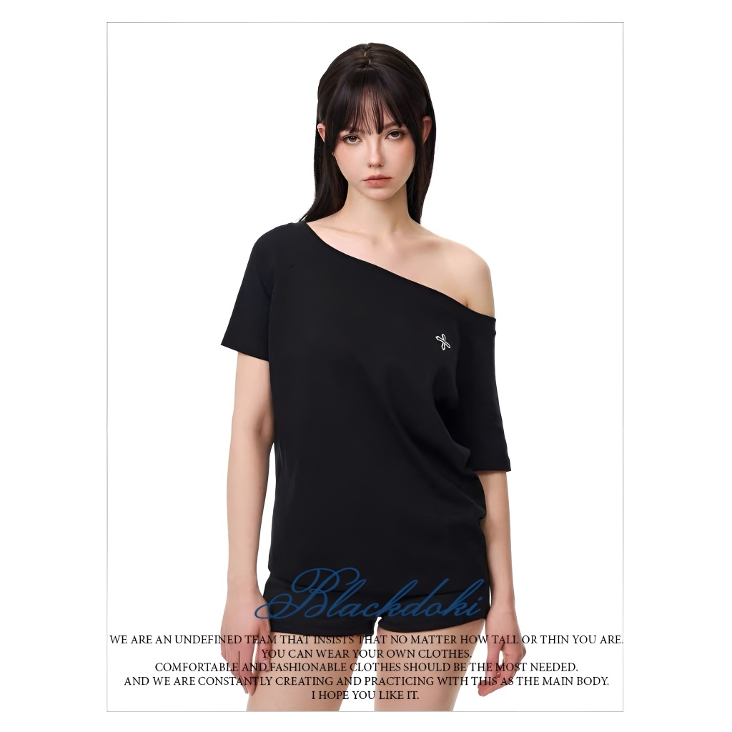 BLACKDOKI Áo thun trễ vai CROSS LOGO basic tay ngắn lệch vai cotton 250gsm nữ womanwear