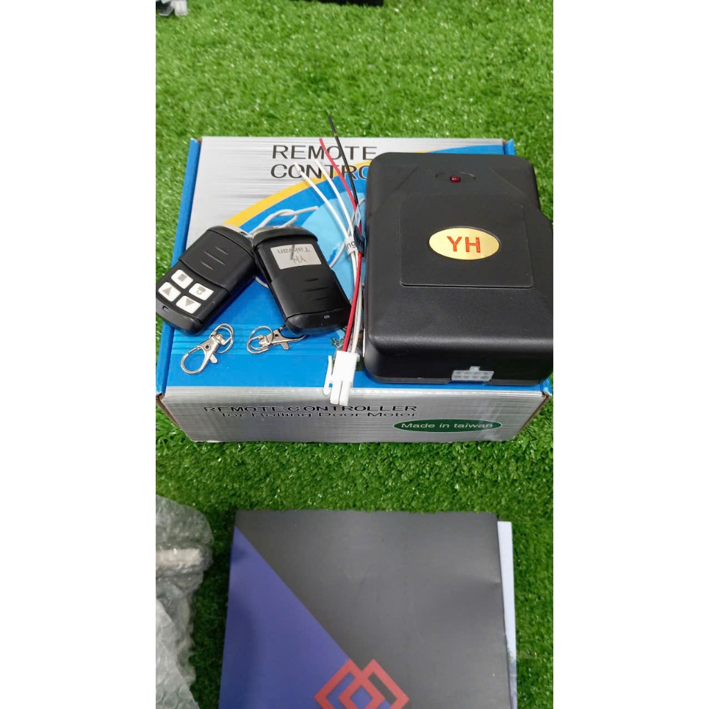 Hộp điều khiển YH Taiwan kèm remote dùng cho motor cửa cuốn,  bạt xếp