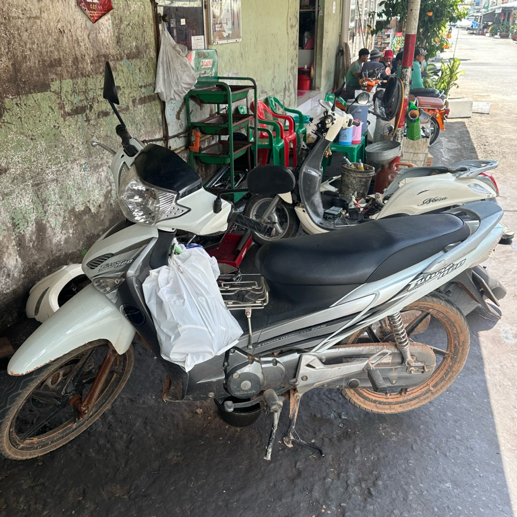 Da yên Honda Future Neo xăng cơ kiểu zin (sử dụng kim bọc yên)
