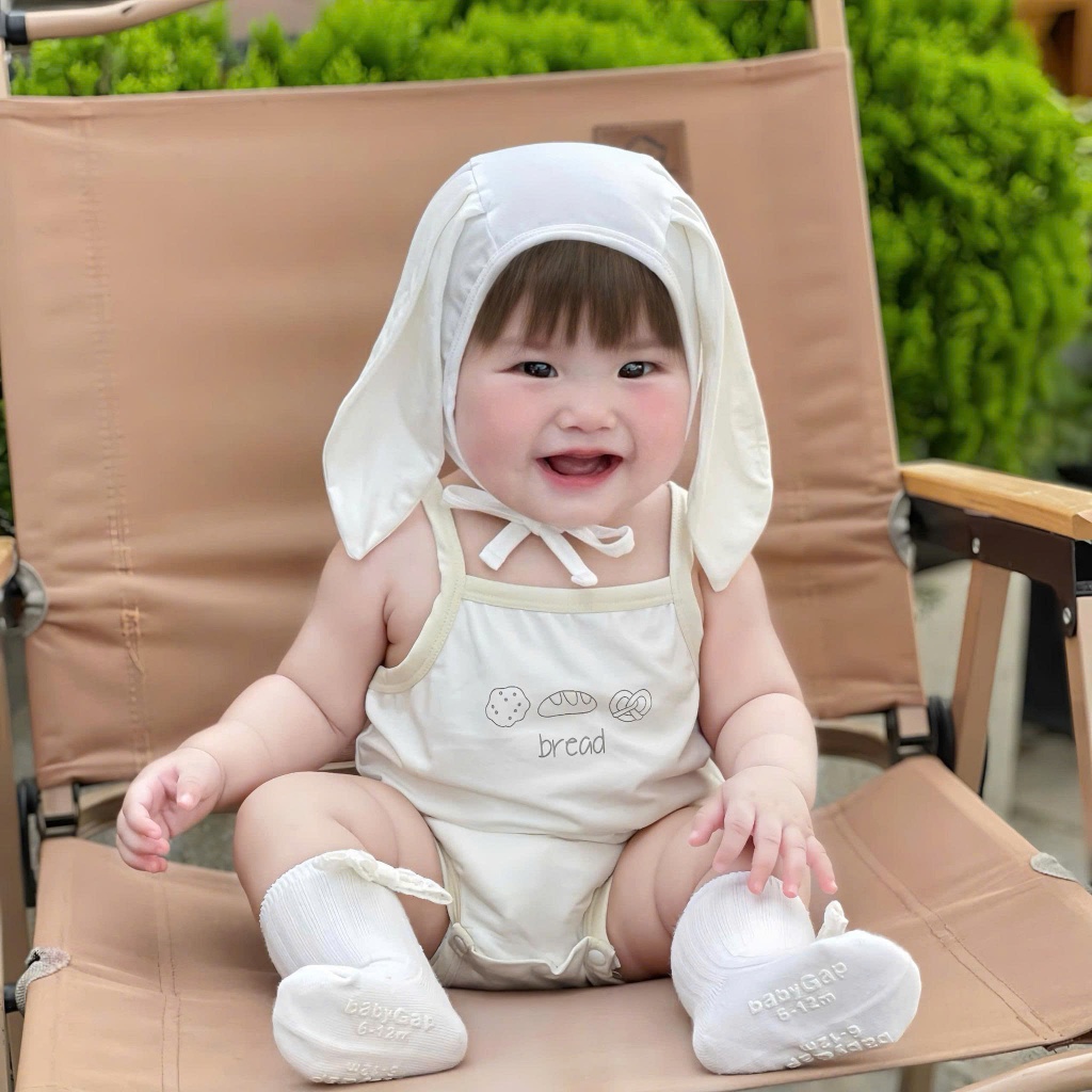 Body chip 2 dây tặng kèm mũ Unbee size 3M-12M QA220