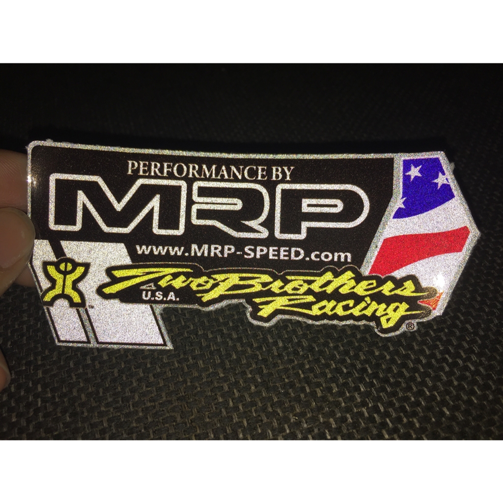 Logo TBs racing chất liệu phản quang . Kích thước 10.4 x 5.8cm. Hình dán decal siêu dính. Chống nước, tem đua trang trí.