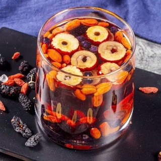 10gr/gói-Trà bổ máu,bí quyết vàng cho sức khỏe mọi nhà.Thành phần táo đỏ lát,kỹ tử,hắc kỹ tử,dâu tằm,đường phèn