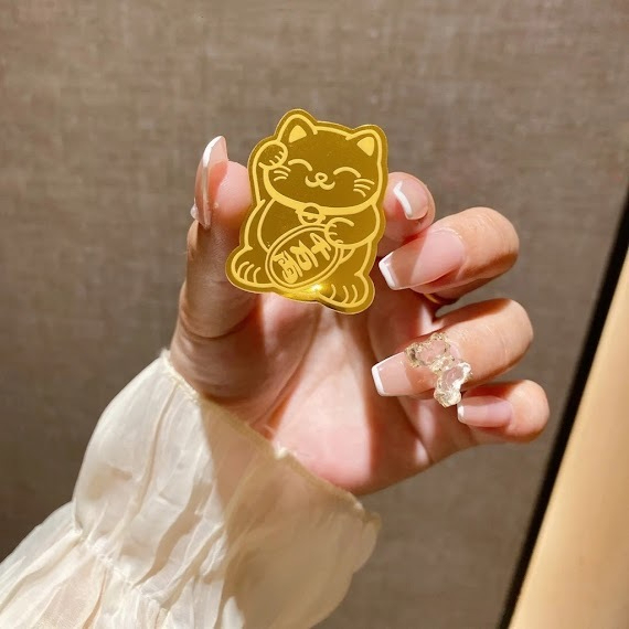 Miếng dán mèo thần tài thu hút tài lộc may mắn - Sticker mèo thần tài dán sau điện thoại