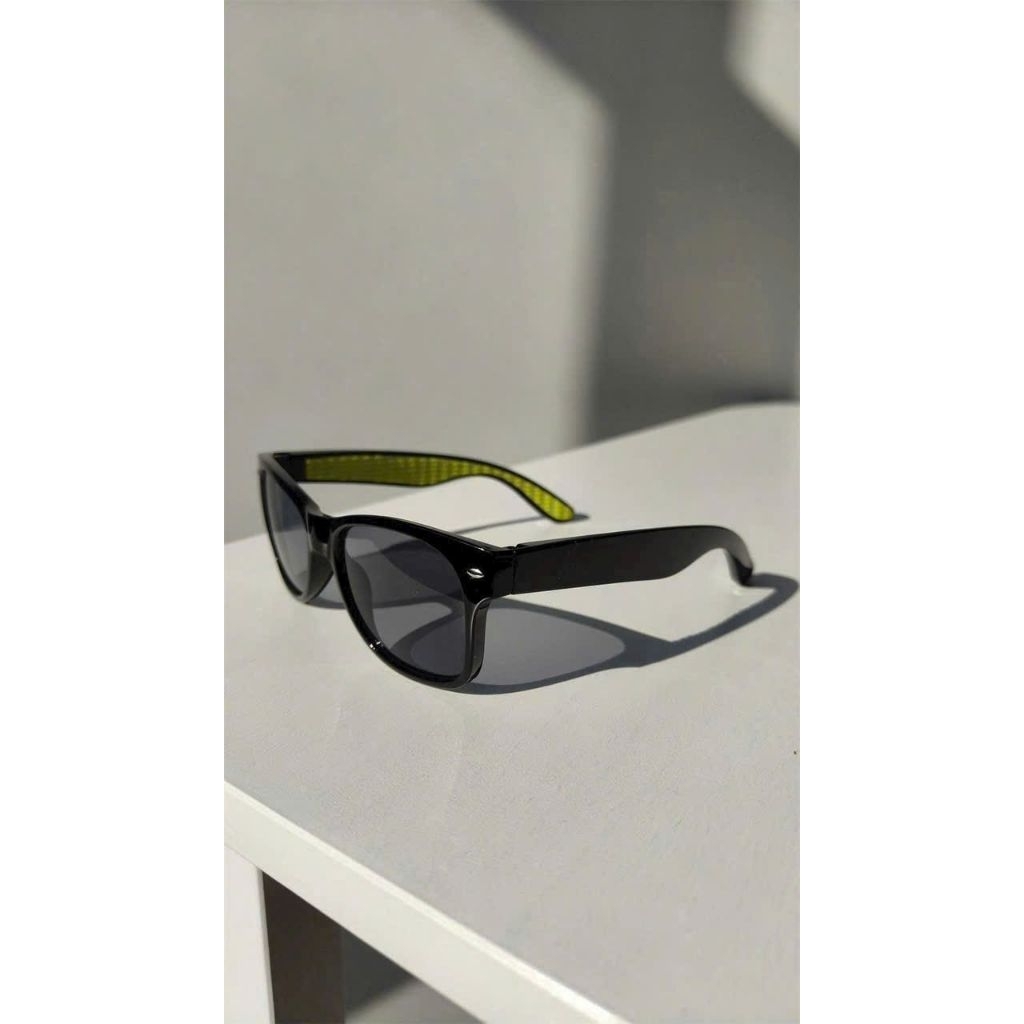 (BomoHouse) Kính mát gọng nhựa Gl0ri@* trẻ em unisex chống UV 100% - dư xịn (5-12y)