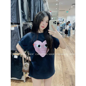 Áo Thun Cổ Tròn Hình In Trái Tim Form Rộng Chất Vải Cotton 2 Chiều Dày Dặn