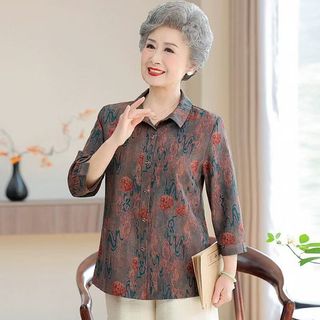 Áo sơ mi của bà ngoại 70 tuổi vào mùa hè