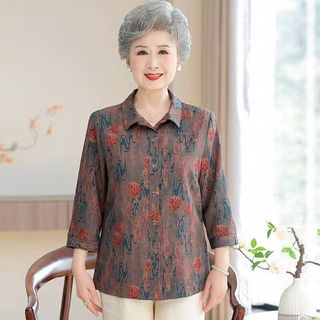 Áo sơ mi của bà ngoại 70 tuổi vào mùa hè