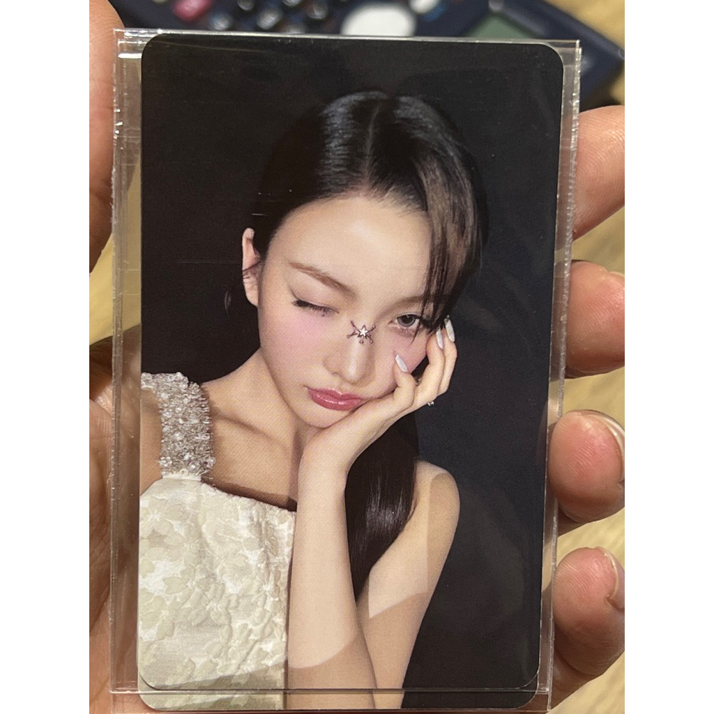 Card ILLIT chính hãng | Shopee Việt Nam