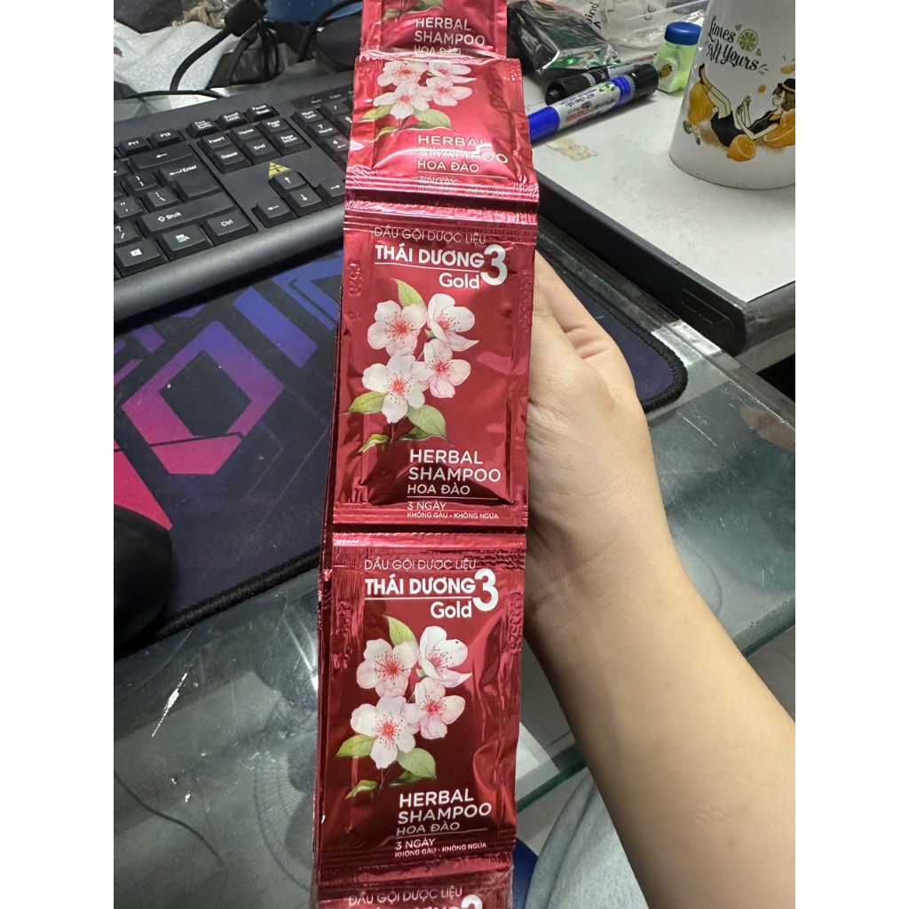 Combo 10 Gói Dầu Gội Dược Liệu Thái Dương 3 Dạng Gói 5ml [ bao bì có thể thay đổi tùy mỗi đợt ]