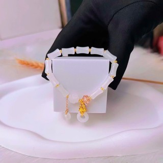 Vòng Tay Ngọc Bích Khúc Ngà Phối Charm Vàng – Phong Cách Cổ Điển Trung Hoa