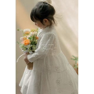 Váy lilyhami hoa nổi trắng (có lớp lót)