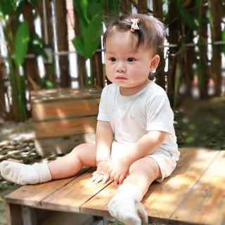 Honey (0-12M) Bộ body đùi tay ngắn sơ sinh chất vải mềm mại, thoáng mát có nút bấm vai cao cấp dành cho bé trai bé gái