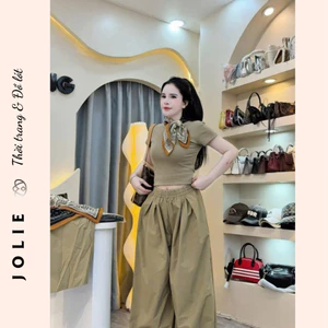 Set Áo Croptop Cổ Họa Tiết Kèm Quần Culottes Ống Rộng