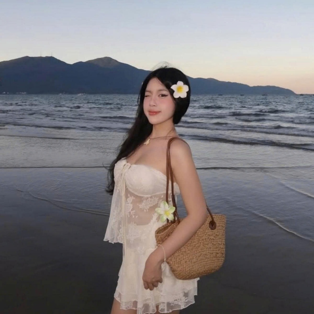 [ Video sp thực tế ]Set BIKINI áo ống ren nhún ngực phối kèm chân váy xoè MCA phong cách đi biển S084