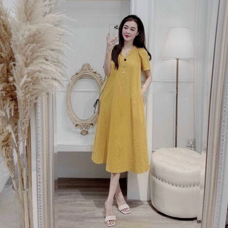 Đầm bầu nữ ngắn tay không cổ màu vàng đi du lịch Váy cộc tay dáng dài maxi cổ chun đính đá form rộng thanh lịch T1093G
